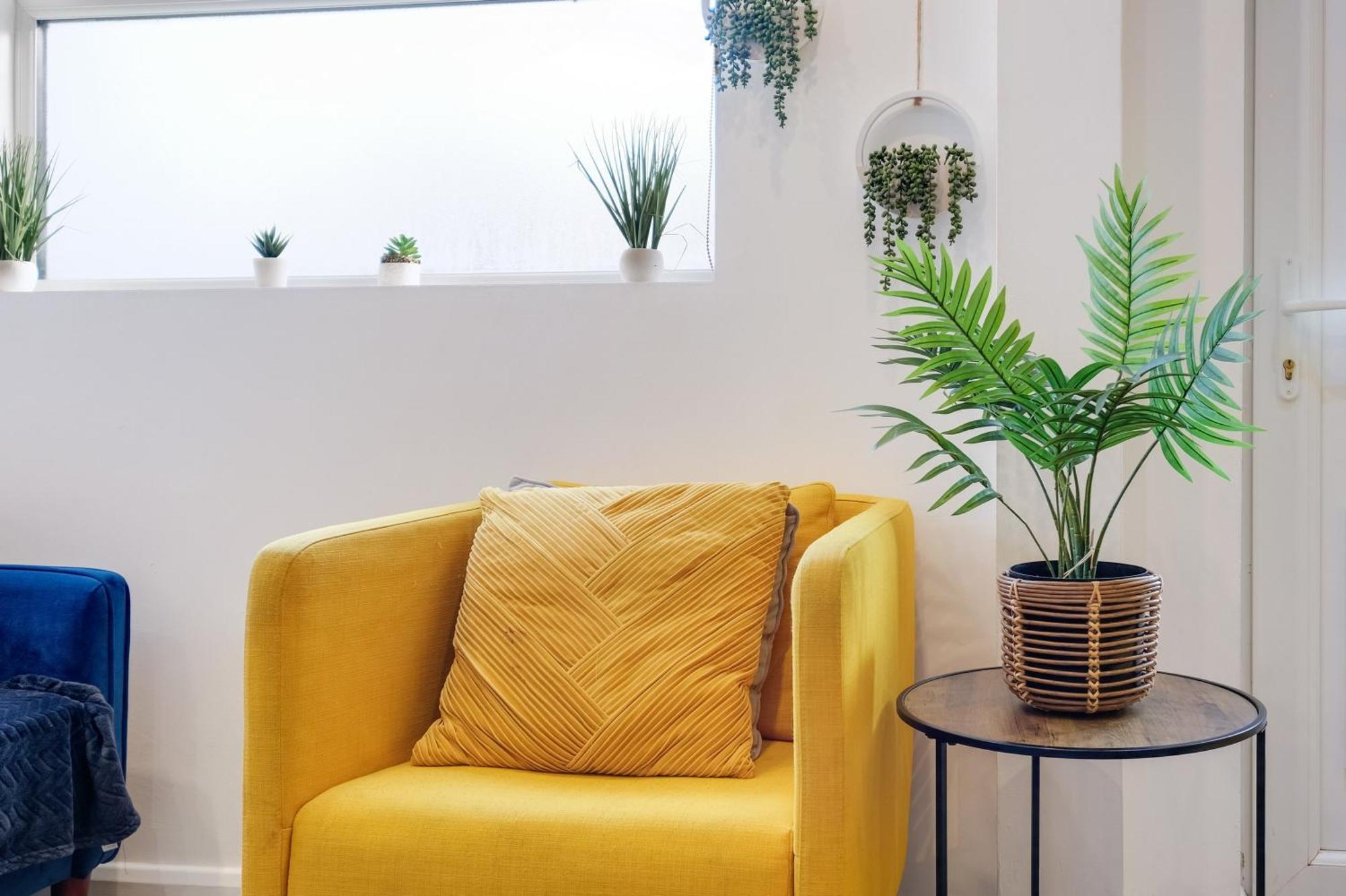 Kings House Apartment Hayes, West London Apt A Northolt  Екстер'єр фото
